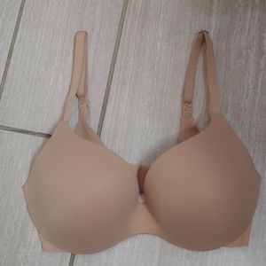 32DD Victoria Secret Body Perfect Shape Bra